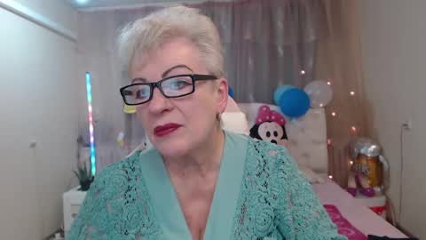 kaylesmoll online show from 09/28/25, 06:24