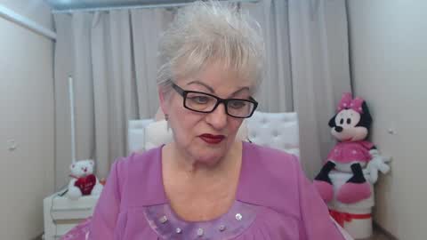kaylesmoll online show from 03/25/26, 08:15