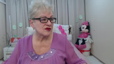 kaylesmoll online show from 04/04/26, 06:38