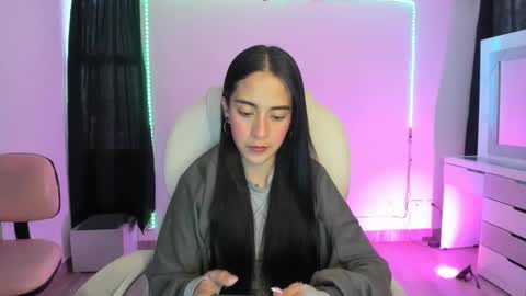 kaylie online show from 12/18/24, 10:24