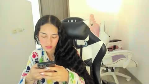 kaylie online show from 10/09/25, 02:37