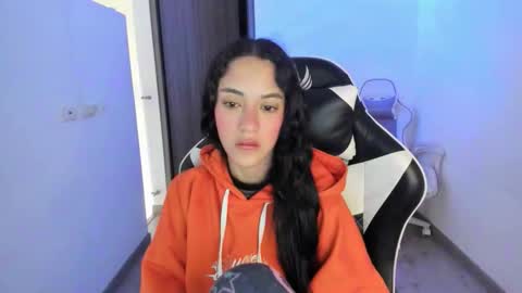 kaylie online show from 12/01/25, 11:04