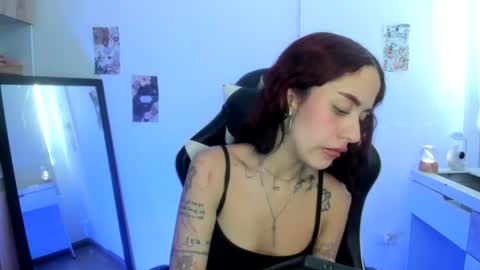 Snapshot of kaylie_xxx chatting on 07/29/26, 09:35 kaylie online show from 07/29/26, 09:35