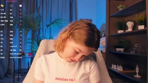 Hi Im Arina 3 online show from 09/13/25, 09:25