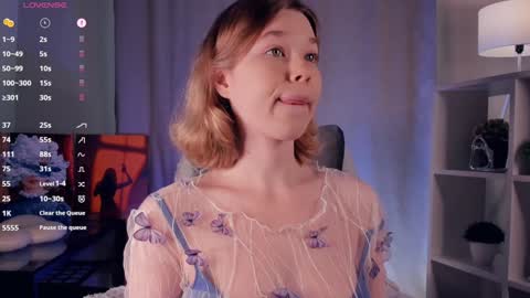 Hi Im Arina 3 online show from 10/08/25, 08:23