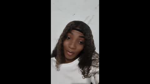 Snapshot of kaylover011 chatting on 03/15/26, 02:50 kaylover011 online show from 03/15/26, 02:50