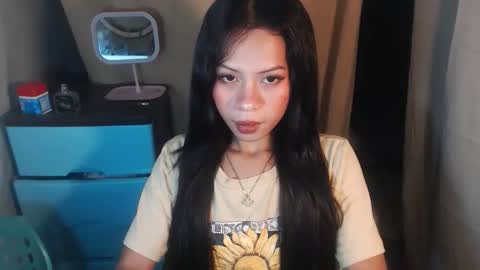 Snapshot of kaymmymalapusan chatting on 12/22/25, 04:31 kaymmymalapusan online show from 12/22/25, 04:31