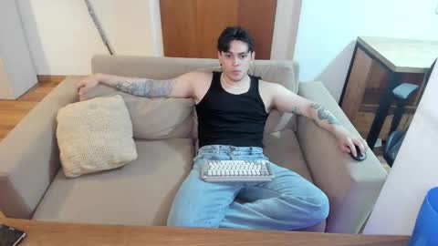 Snapshot of kaynn_b chatting on 02/04/25, 02:17 kaynn_b online show from 02/04/25, 02:17