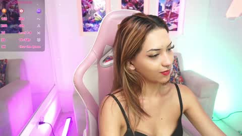 Snapshot of kayraowen chatting on 01/02/25, 11:41 Kayra online show from 01/02/25, 11:41