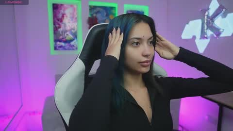 Kayra online show from 10/29/25, 11:34