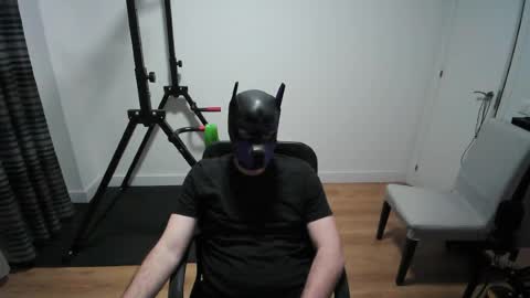 Neon online show from 03/24/26, 06:46