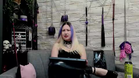 Miss Kazia online show from 01/06/26, 01:09