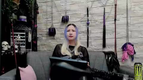 Miss Kazia online show from 01/07/26, 01:19