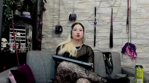 Miss Kazia online show from 04/04/26, 12:53