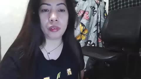 Kazzandra online show from 11/18/25, 05:12