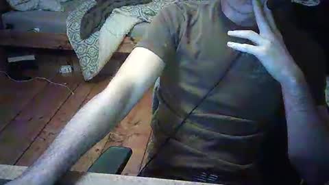 Snapshot of kbara chatting on 01/06/25, 04:34 kbara online show from 01/06/25, 04:34