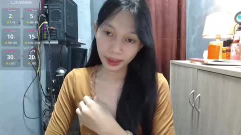 Its me Cora online show from 10/20/25, 04:24