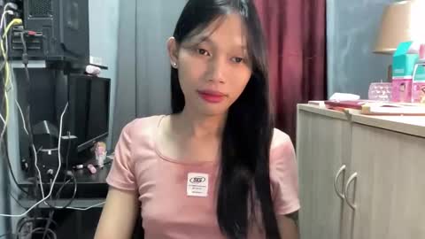 Snapshot of kc_slutmoree chatting on 11/09/25, 05:17 Its me Cora online show from 11/09/25, 05:17