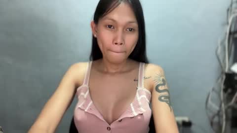 Snapshot of kc_slutmoree chatting on 04/08/26, 10:04 Its me Cora online show from 04/08/26, 10:04