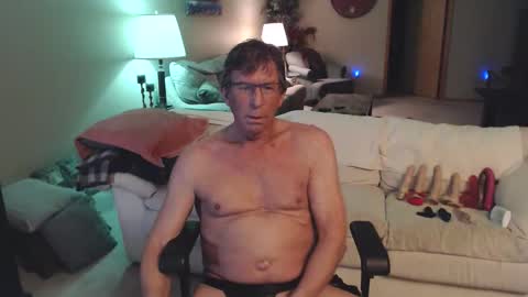 kcgr2323 online show from 11/17/25, 06:35