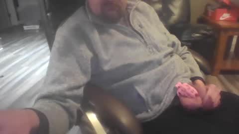 kchristi325 online show from 12/21/24, 10:19