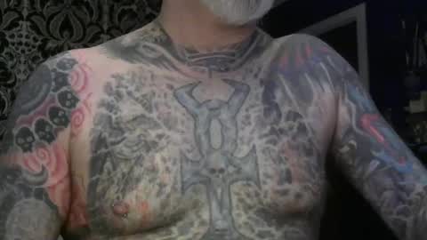 Snapshot of keeeeeeeeeeeeef chatting on 02/17/25, 05:43 keeeeeeeeeeeeef online show from 02/17/25, 05:43