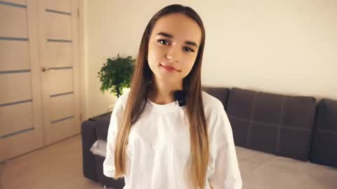 Nika online show from 05/10/26, 07:02