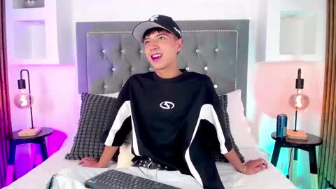 nico online show from 02/13/26, 01:18