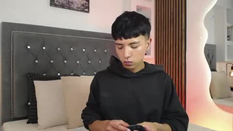 nico online show from 04/15/26, 12:23