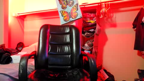 Dexter online show from 01/13/26, 08:03