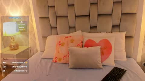Snapshot of keiira_fox chatting on 05/10/26, 11:26 Keiira Fox online show from 05/10/26, 11:26