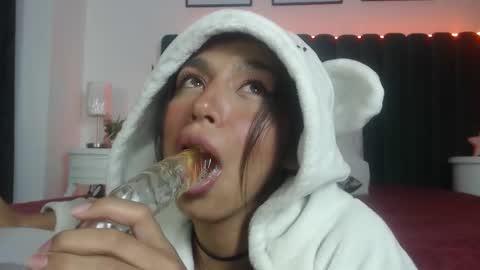 keila online show from 11/12/25, 08:30