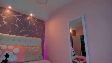 Keila online show from 02/15/25, 02:15