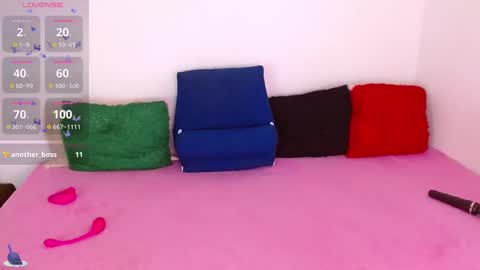 Snapshot of keilasweet1 chatting on 02/14/25, 12:51 keila online show from 02/14/25, 12:51