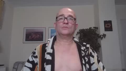 keilie1 online show from 01/02/25, 08:24