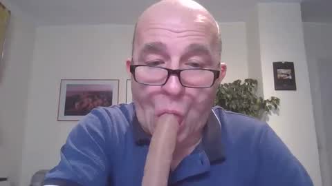 keilie1 online show from 02/07/25, 11:24