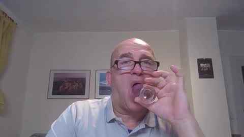 keilie1 online show from 11/17/25, 11:21