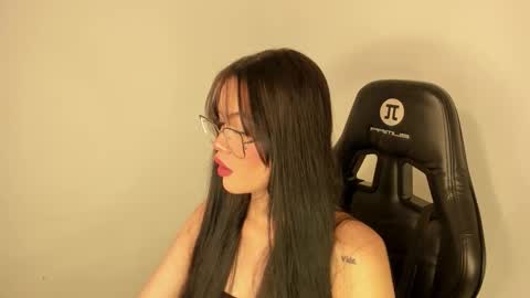 Snapshot of keily_brox chatting on 12/14/25, 10:14 Keily brox online show from 12/14/25, 10:14