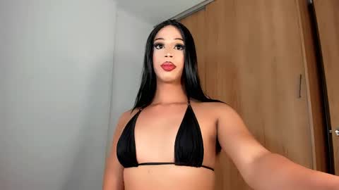 keily_london online show from 04/30/26, 03:35