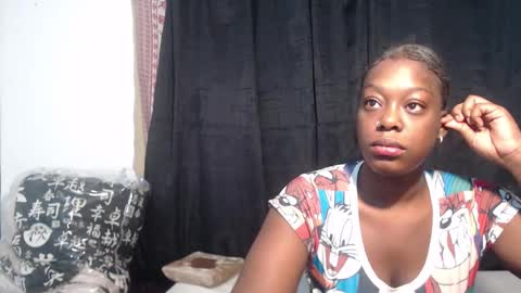 Snapshot of keilysofia chatting on 01/19/25, 05:26 Keili online show from 01/19/25, 05:26