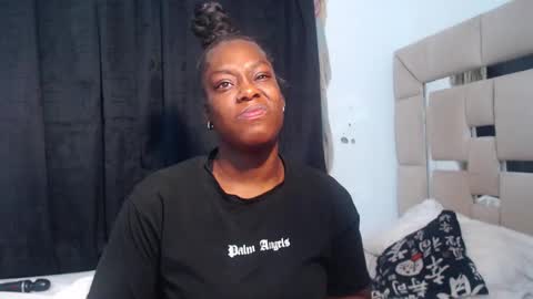 Snapshot of keilysofia chatting on 01/20/25, 03:15 Keili online show from 01/20/25, 03:15