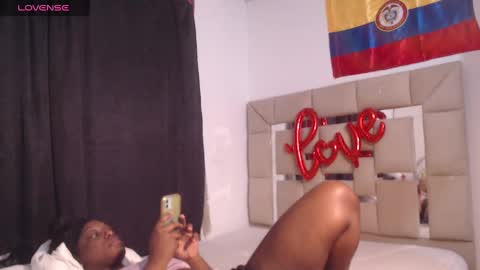 Snapshot of keilysofia chatting on 03/08/25, 01:28 Keili online show from 03/08/25, 01:28