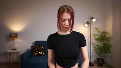 Snapshot of keira_knight chatting on 01/29/25, 11:04 keira_knight online show from 01/29/25, 11:04