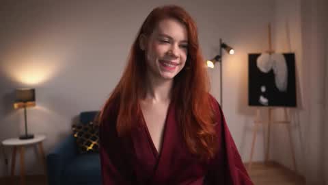 Snapshot of keira_knight chatting on 10/16/25, 12:33 keira_knight online show from 10/16/25, 12:33