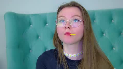 Keira online show from 03/02/25, 03:24