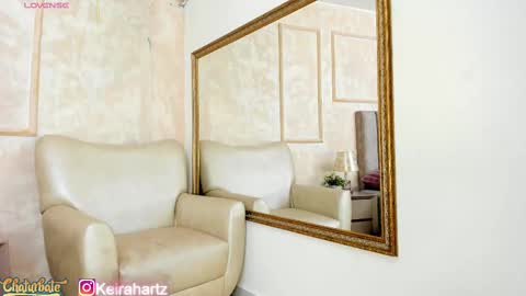 Snapshot of keirahartz chatting on 09/19/25, 03:41 keirahartz online show from 09/19/25, 03:41