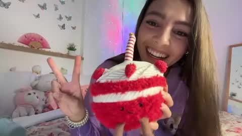 Snapshot of keirasworld chatting on 08/03/26, 12:09 keira online show from 08/03/26, 12:09