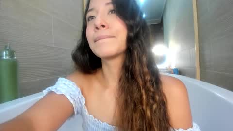 Snapshot of keiry_gonzalez23_aws chatting on 10/09/25, 01:25 keiry_gonzalez23_aws online show from 10/09/25, 01:25