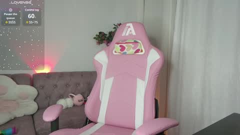   online show from 01/08/25, 12:17