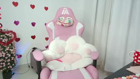   online show from 02/12/25, 11:51